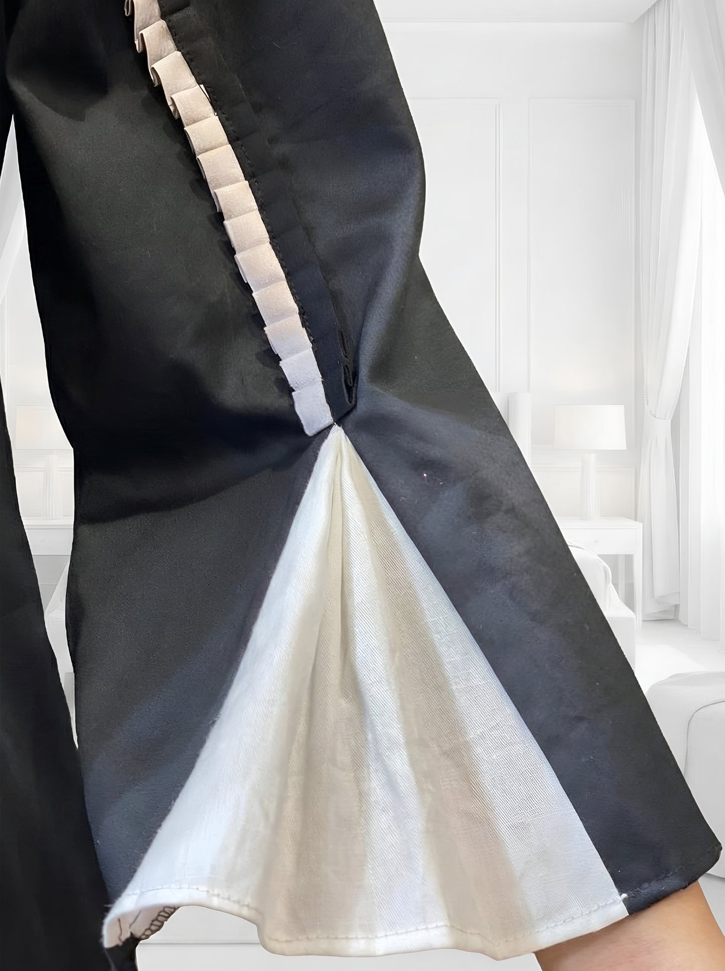 BLACK COLOUR BLOCKING DRESS