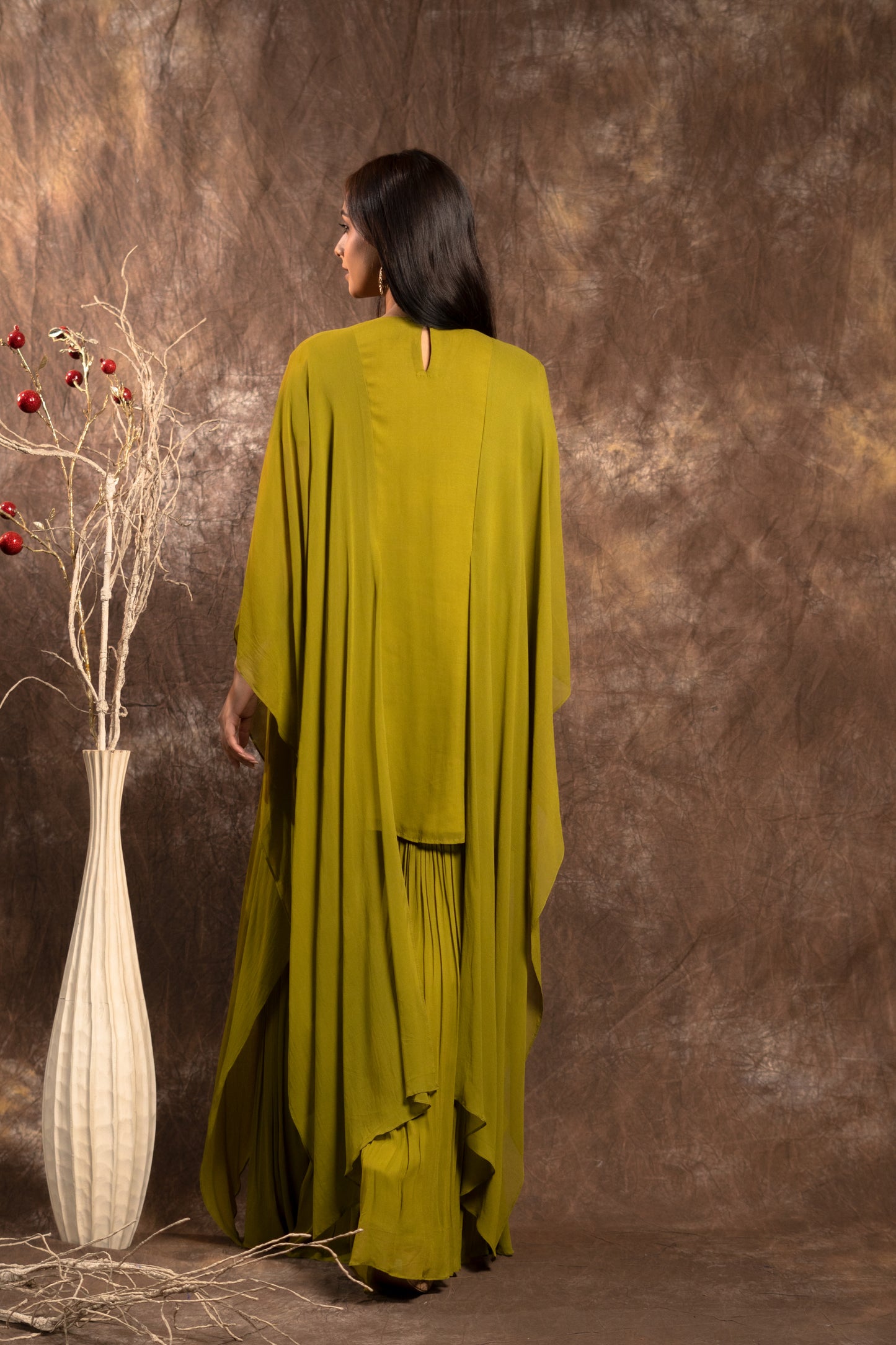 KAFTAN STYLE TUNIC PAIRED WITH SHARARA PANTS