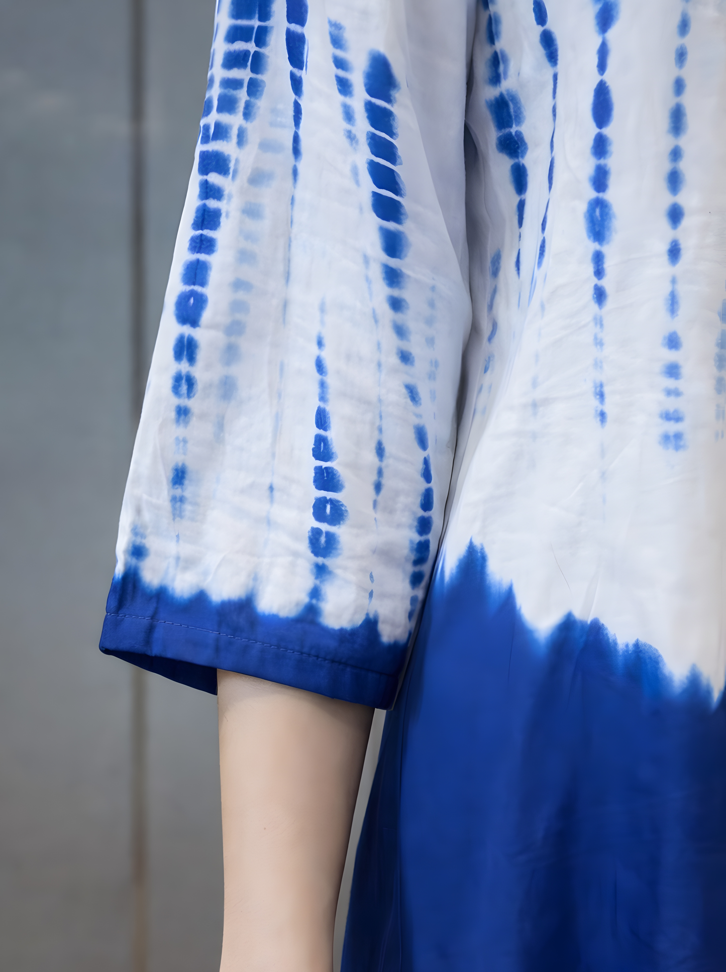 BLUE MARBLE DYE TUNIC