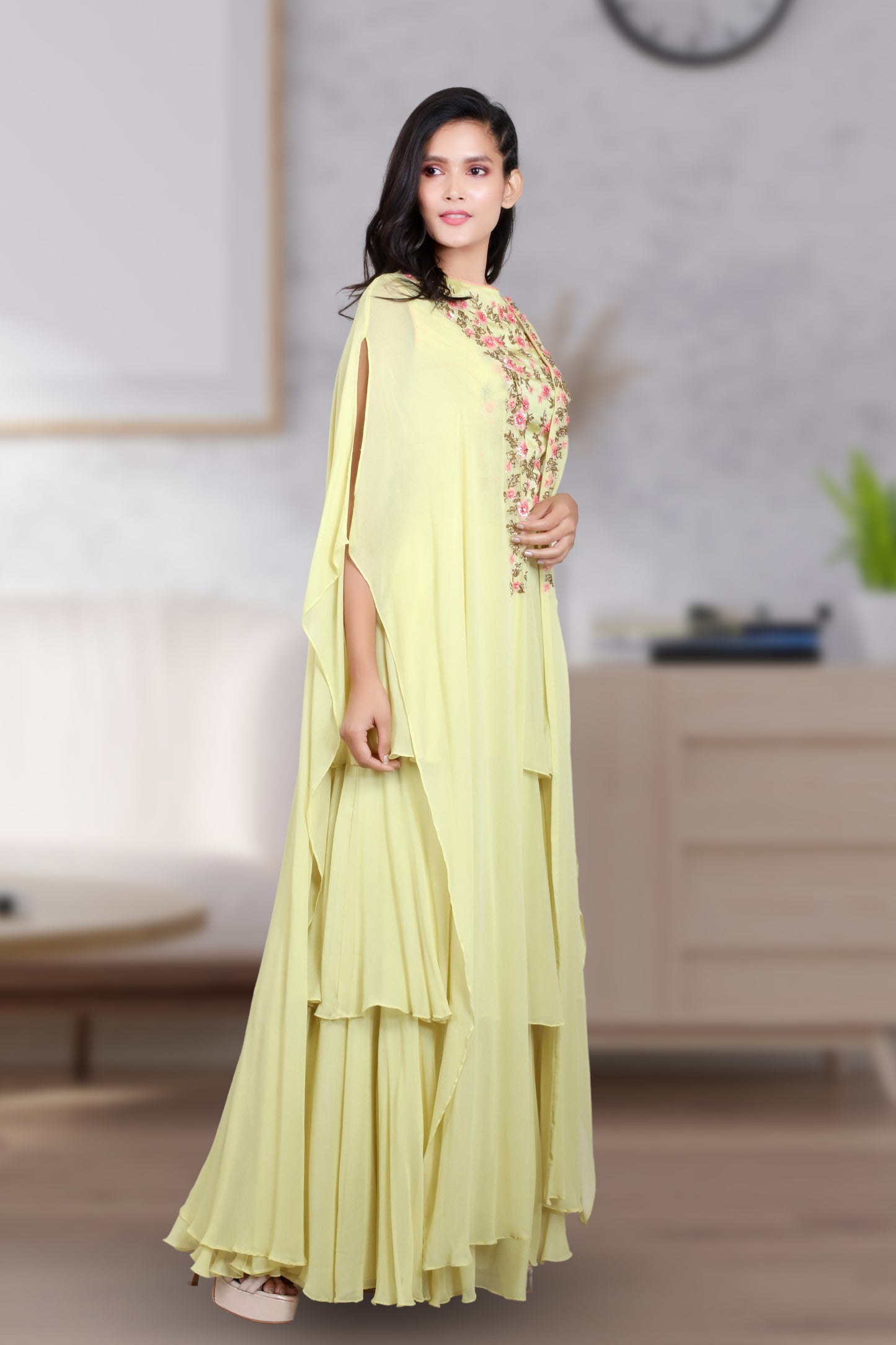 CAPE WITH THREE LAYERED SKIRT