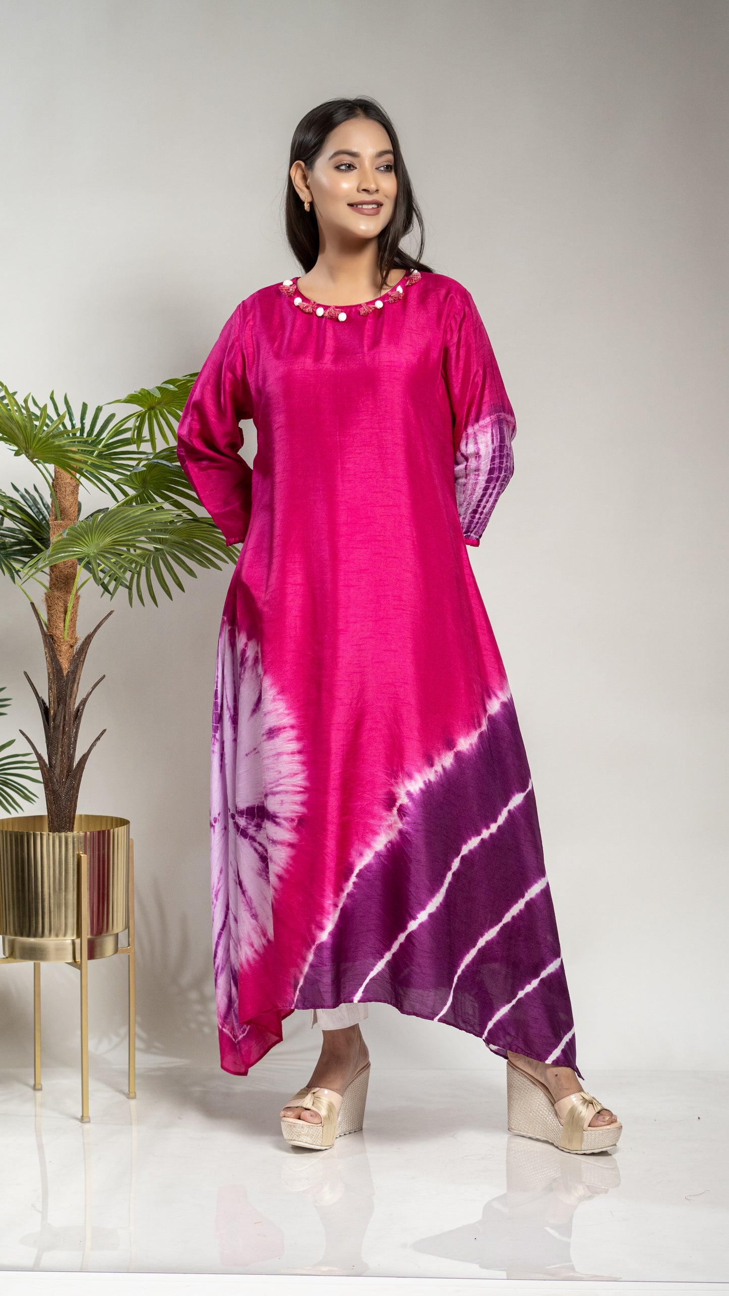 PLACEMENT DYE A LINE TAIL CUT KURTA