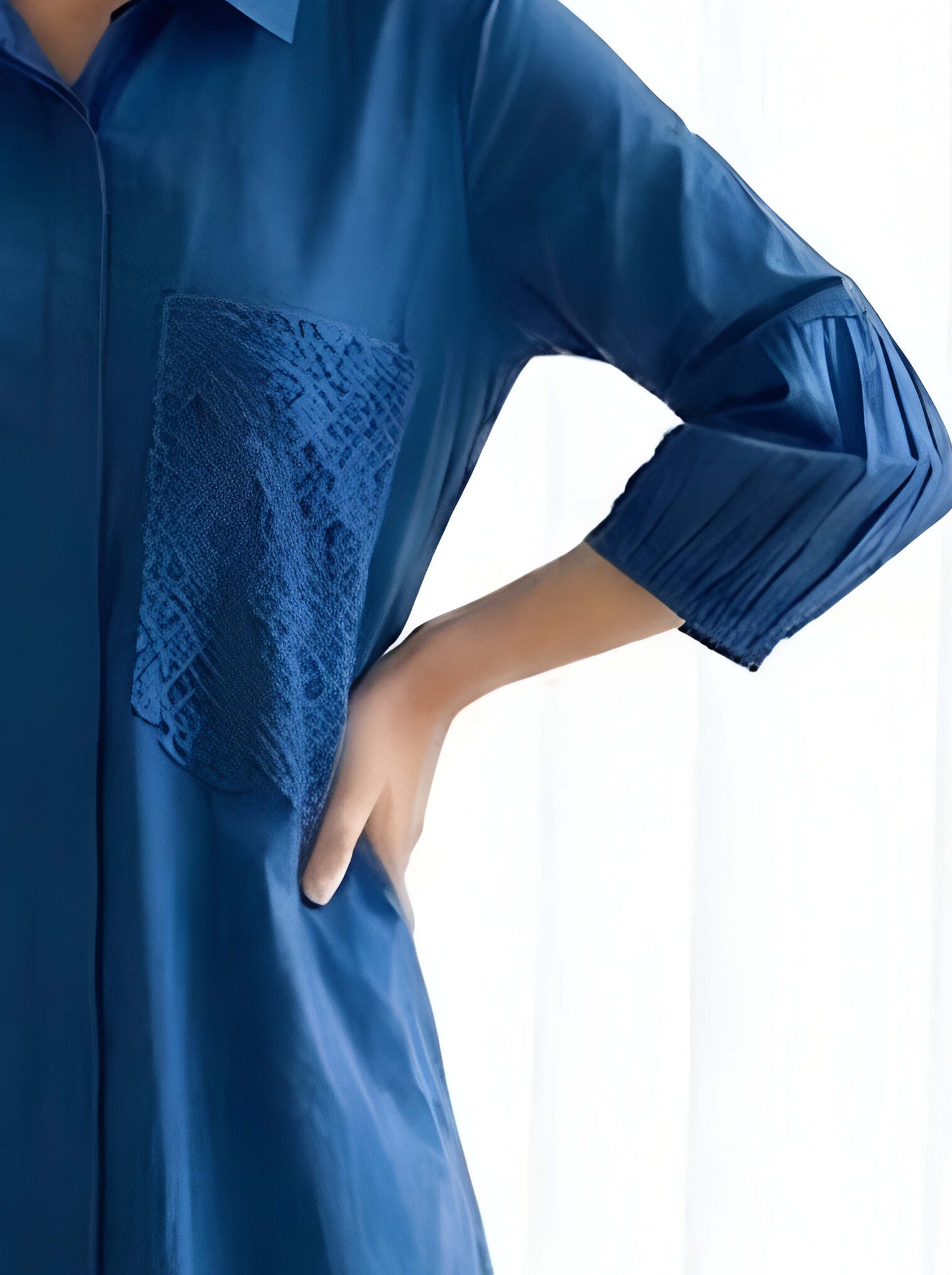 BLUE TEXTURE POPLIN DRESS