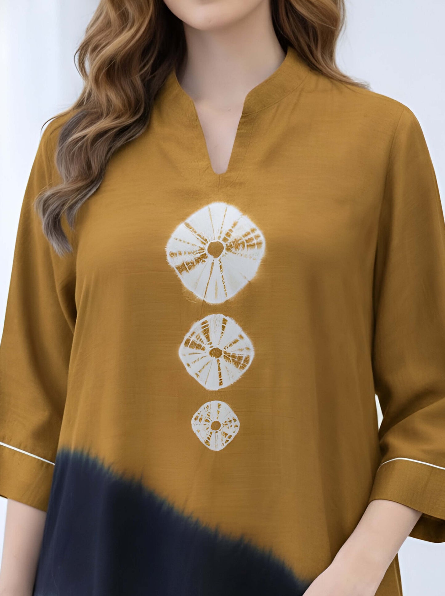 BROWN PLACEMENT DYE SHADED TUNIC