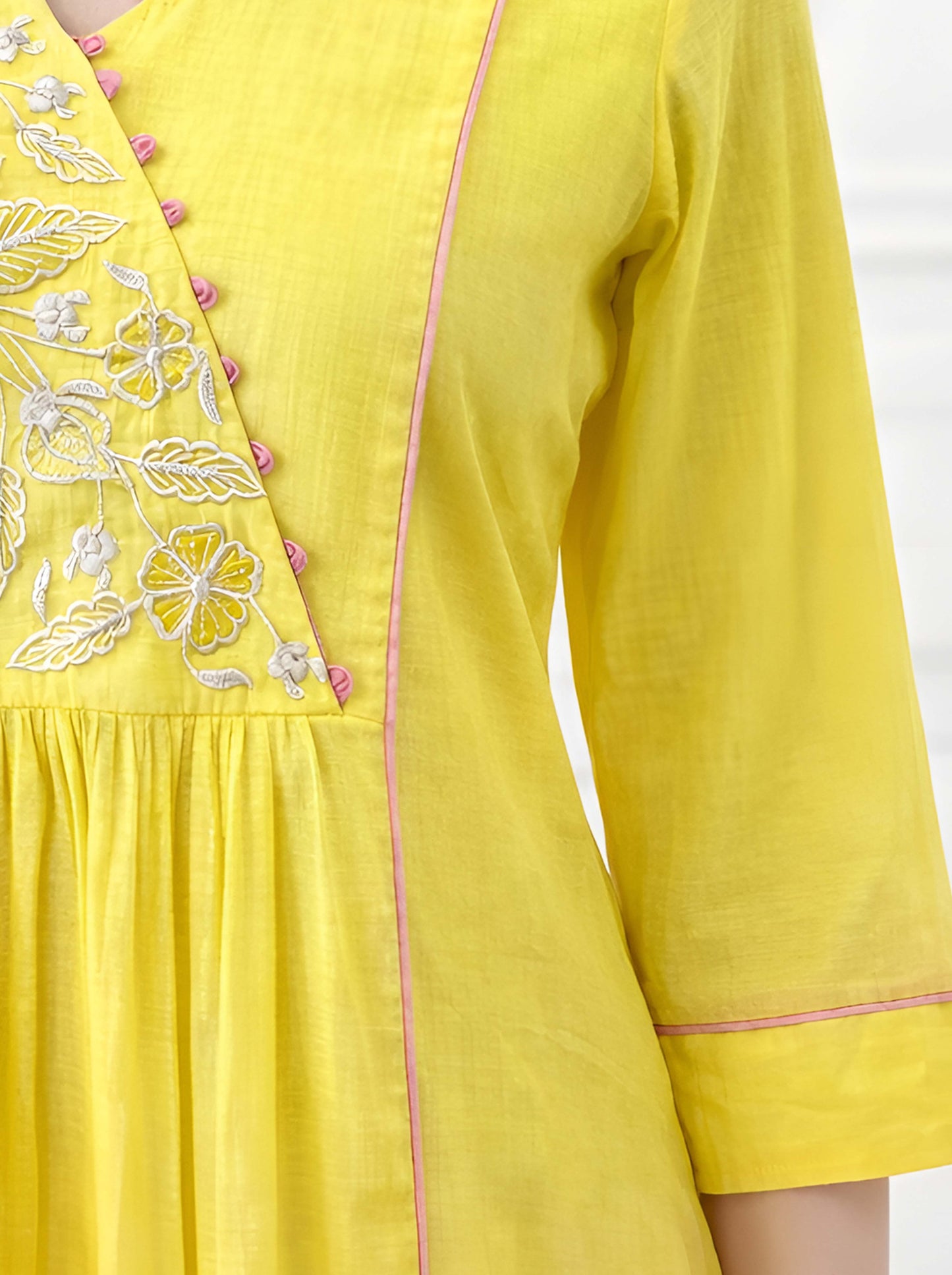 YELLOW FLORAL NECKLINE EMBROIDED ALINE TUNIC