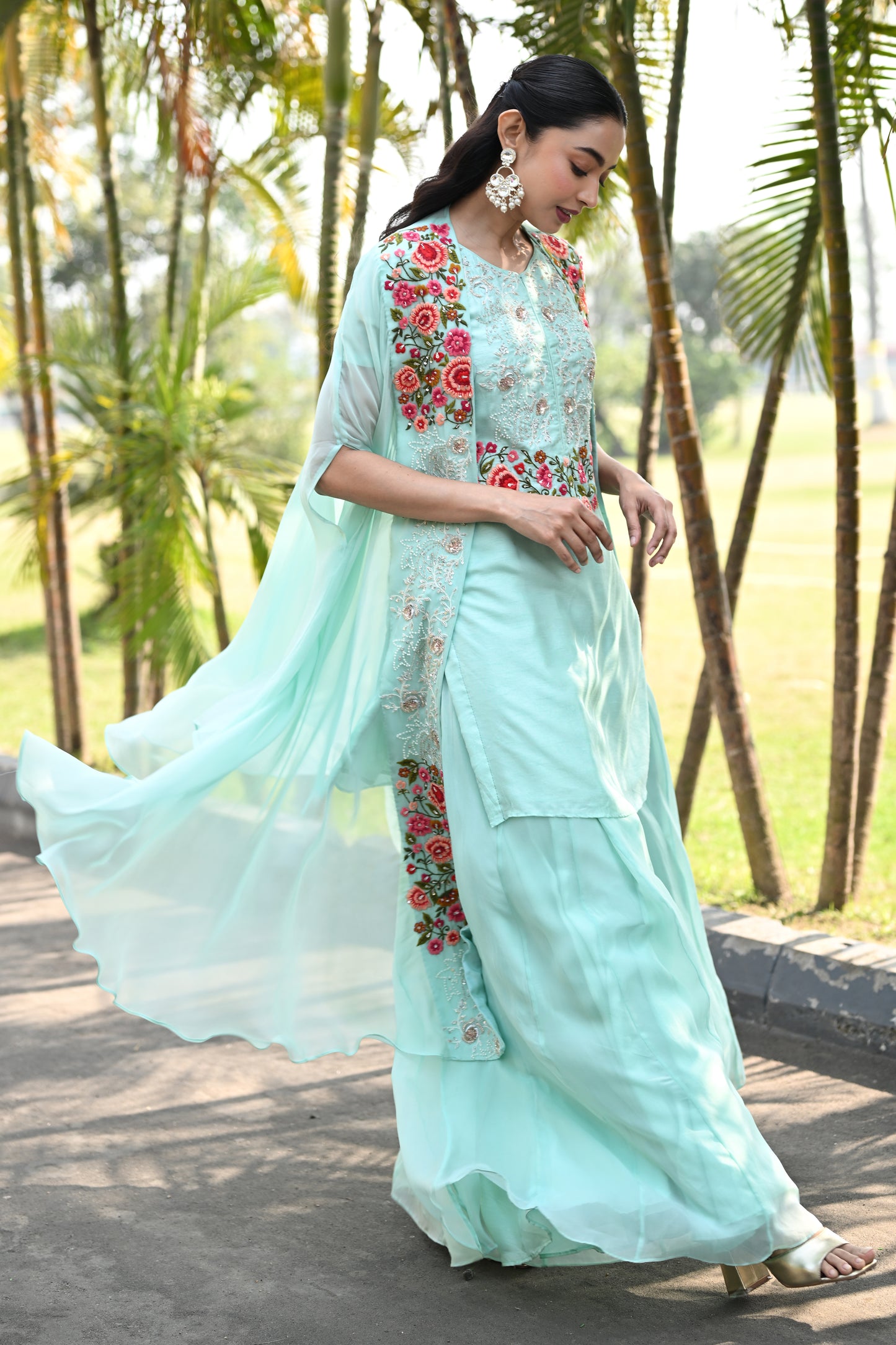 AQUA BLUE CAPE SET