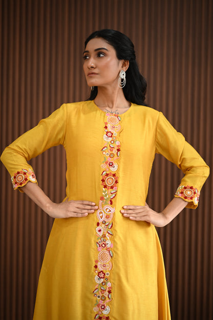 YELLOW FLORAL EMBROIDERED KURTA SET