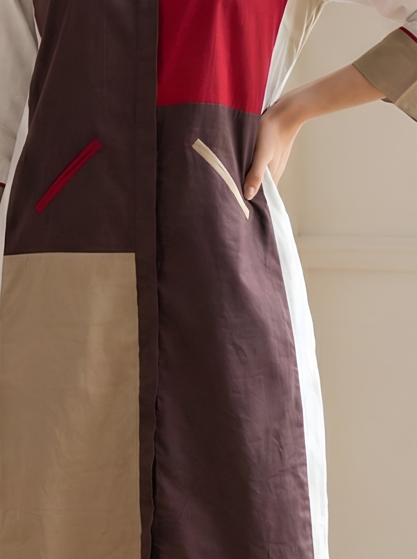 BROWN COLOUR BLOCKING DRESS