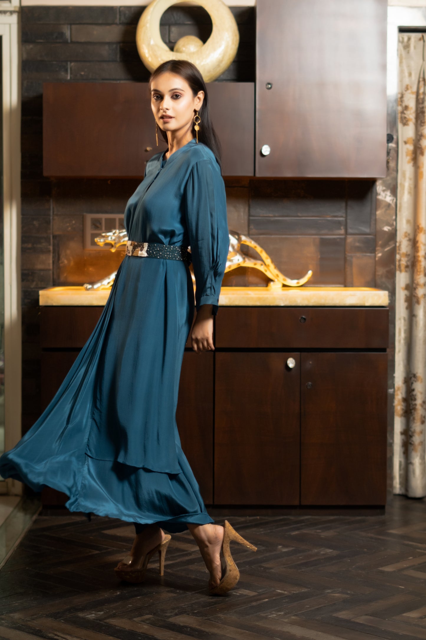 LONG DRAPED DRESS WITH BELT