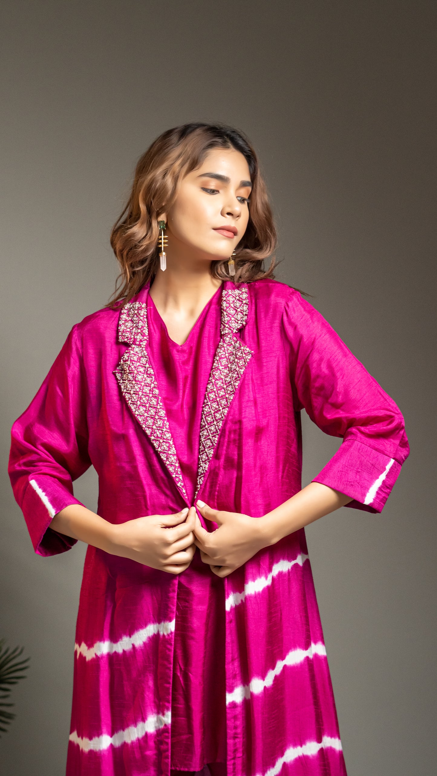 LEHARIYA JACKET WITH SHORT KURTA AND PANTS