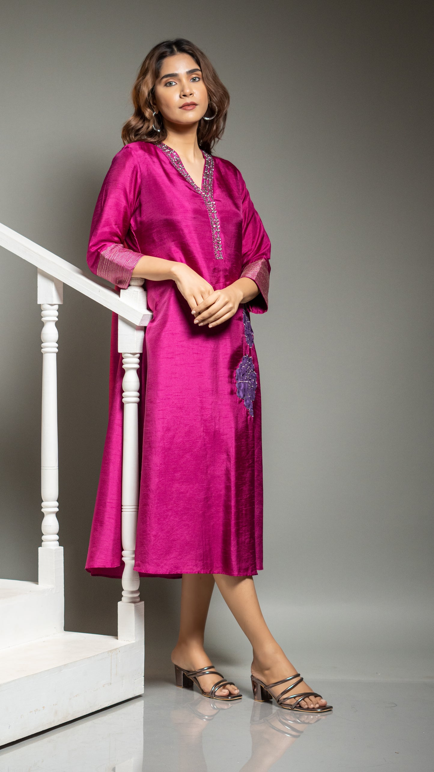KURTA WITH APPLIQUE
