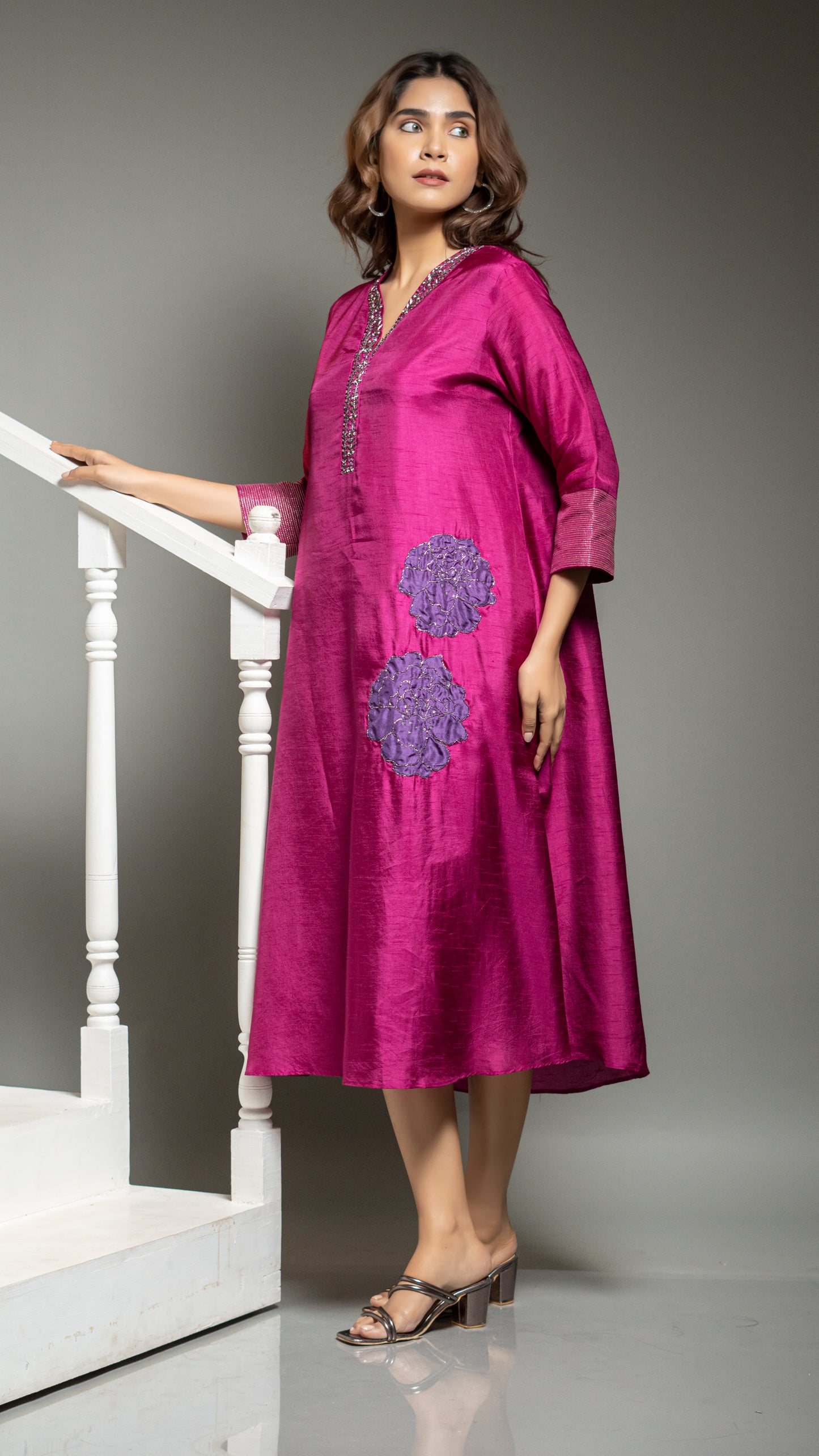KURTA WITH APPLIQUE