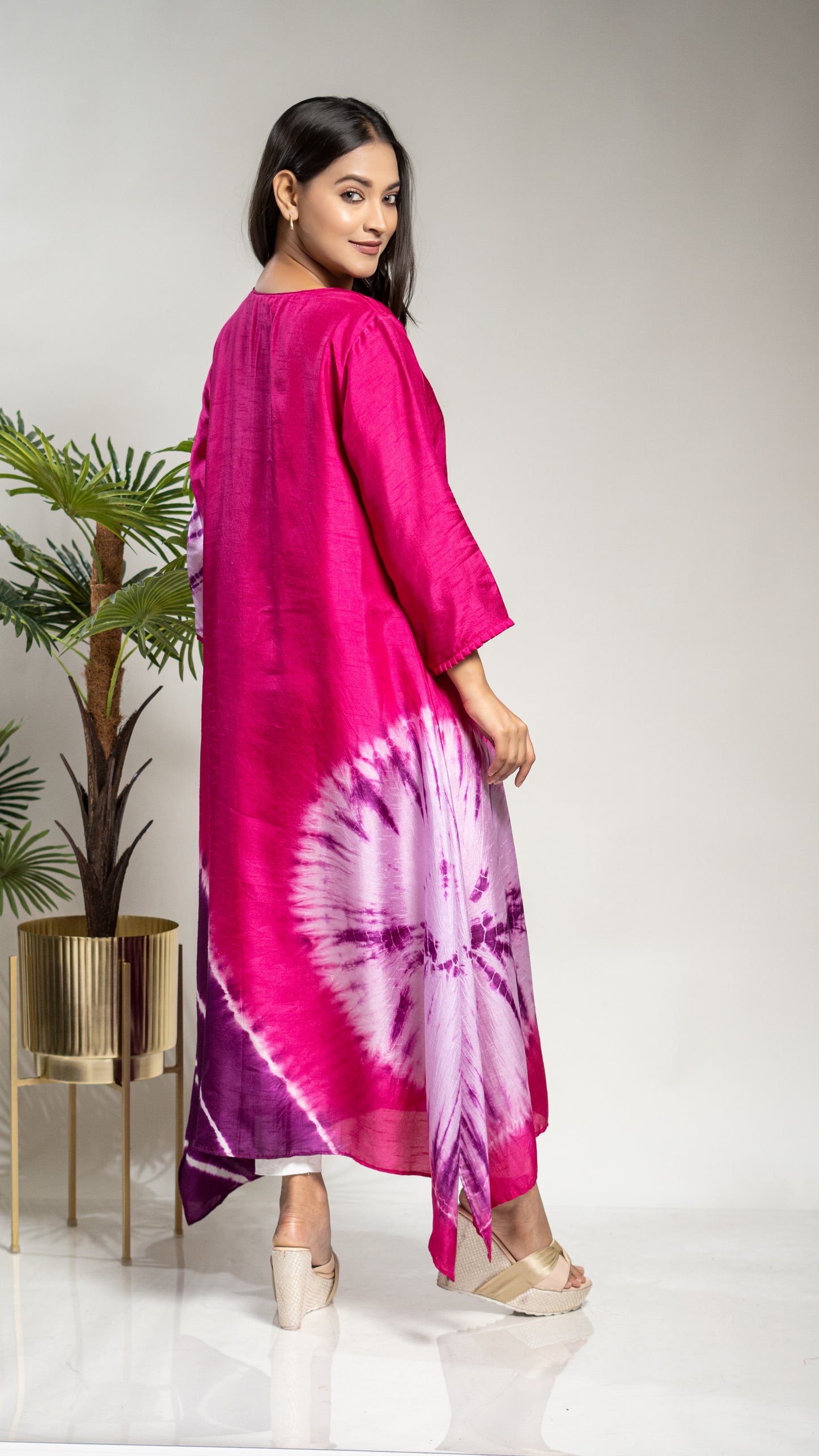 PLACEMENT DYE A LINE TAIL CUT KURTA
