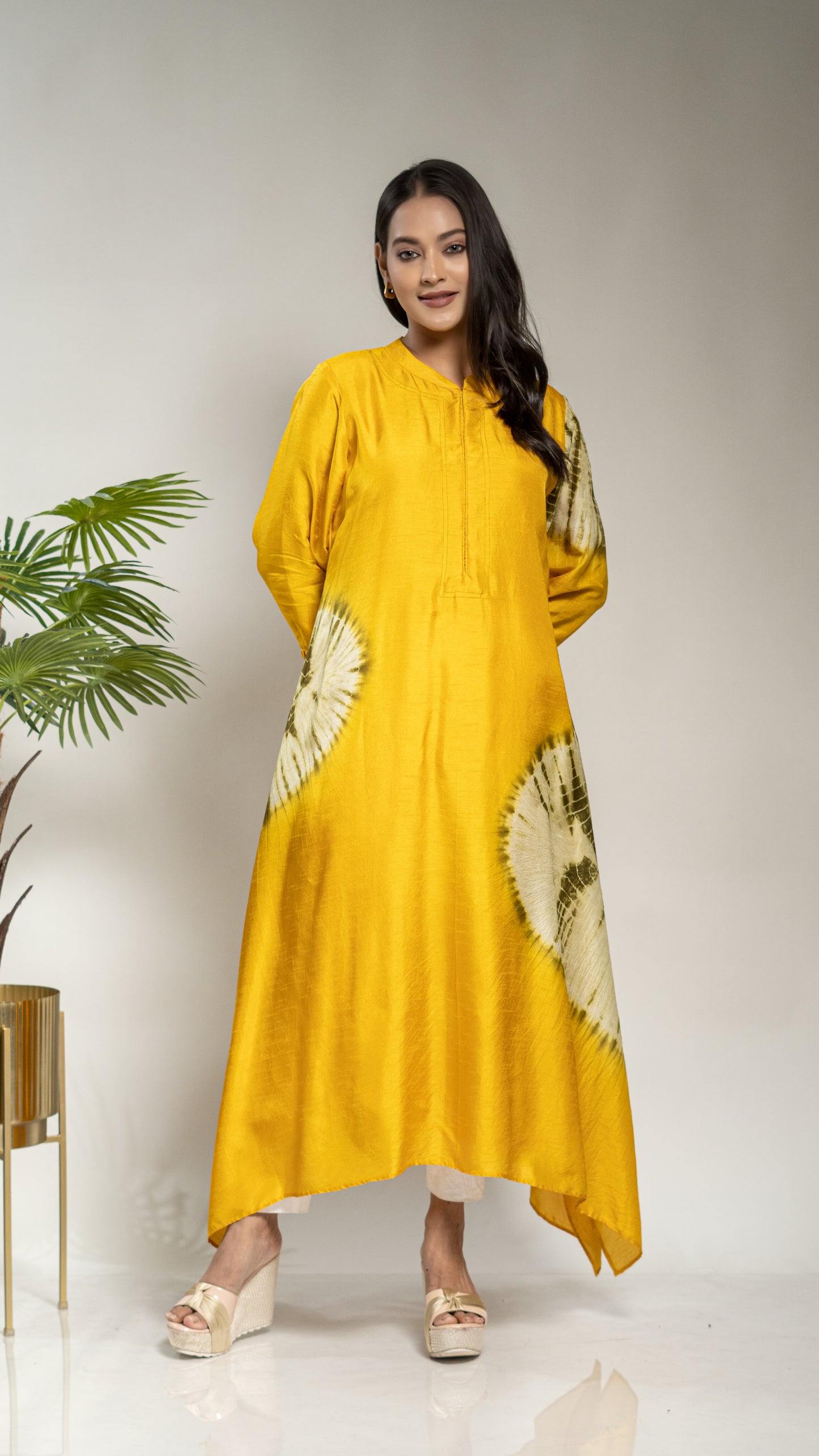 PLACEMENT DYE A LINE TAIL CUT KURTA