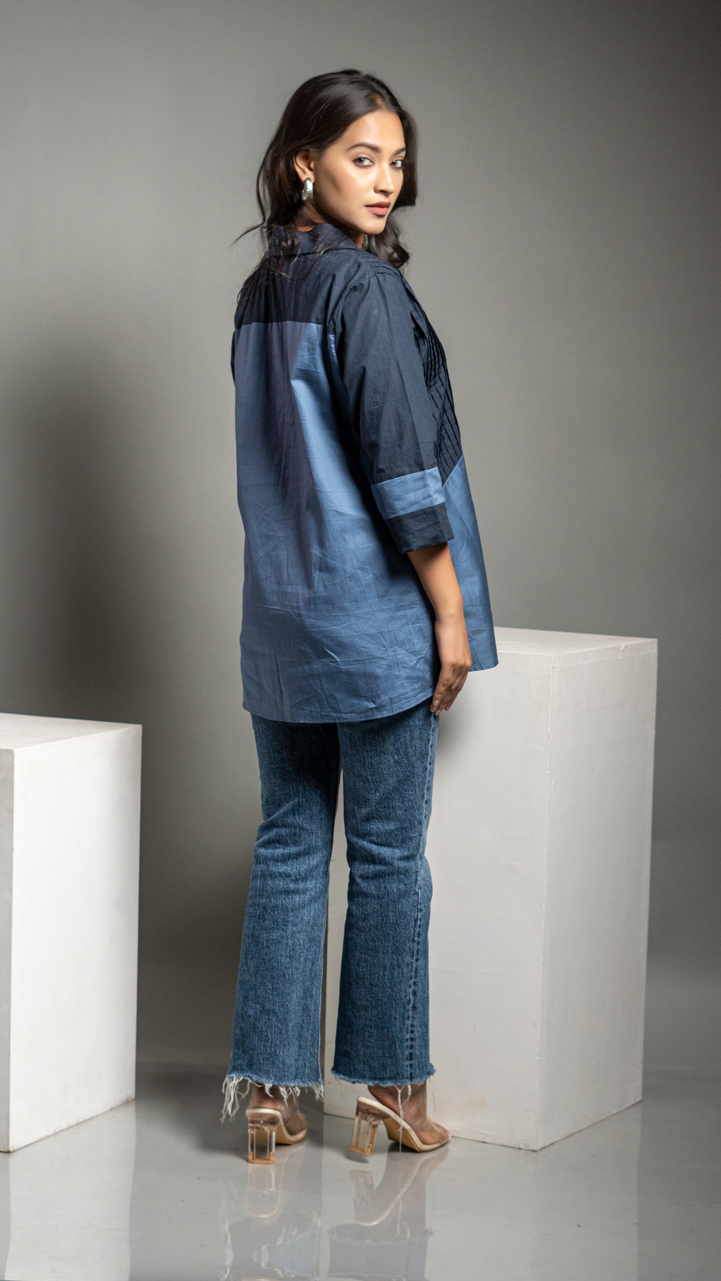 COMFORT FIT COLOUR BLOCKING SHIRT
