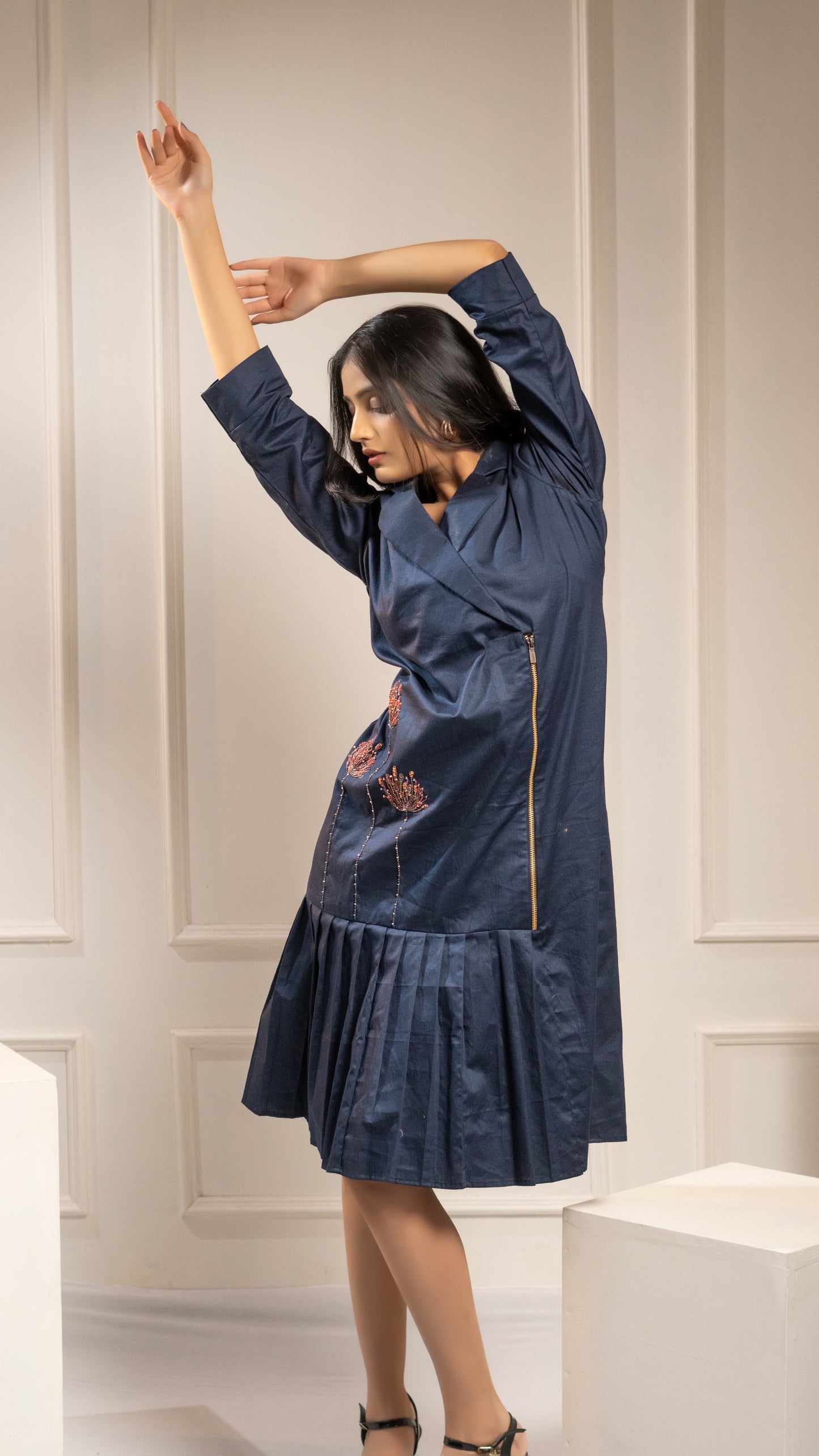 DRESS WITH FLORAL EMBROIDERY