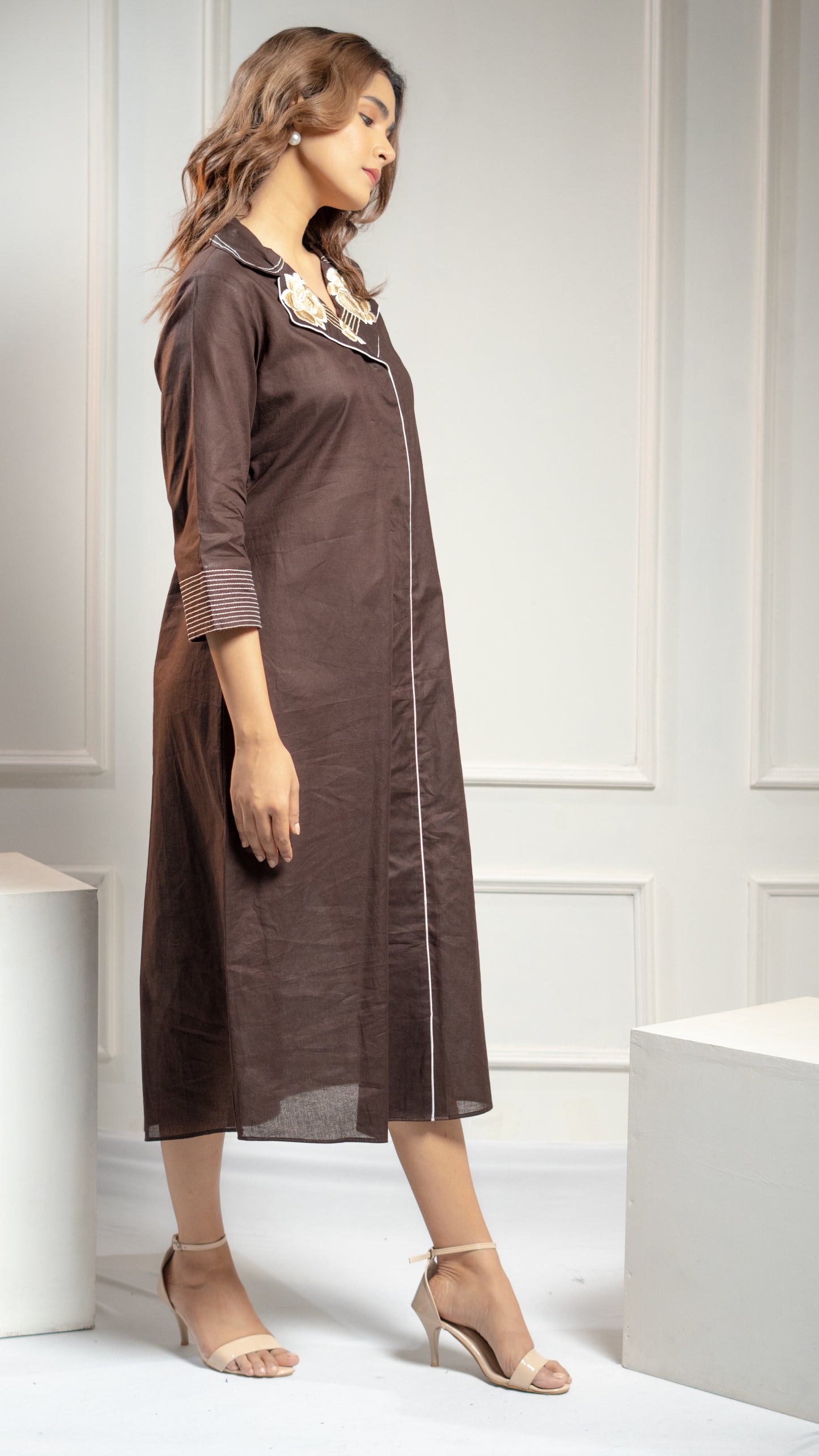 COTTON DRESS WITH FLORAL EMBROIDERY