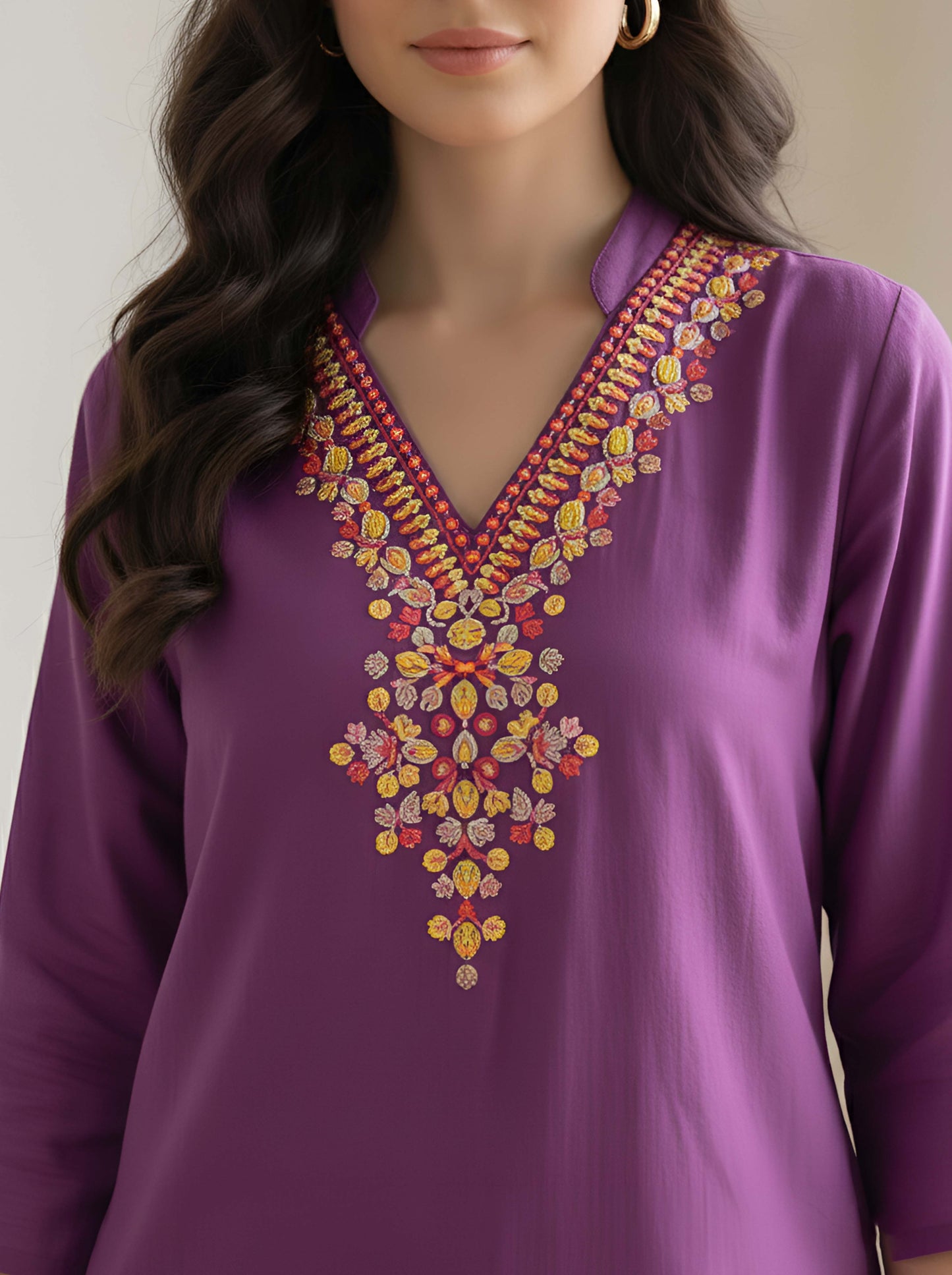 WINE MIRROE EMBROIDERY NECKLINE TUNIC