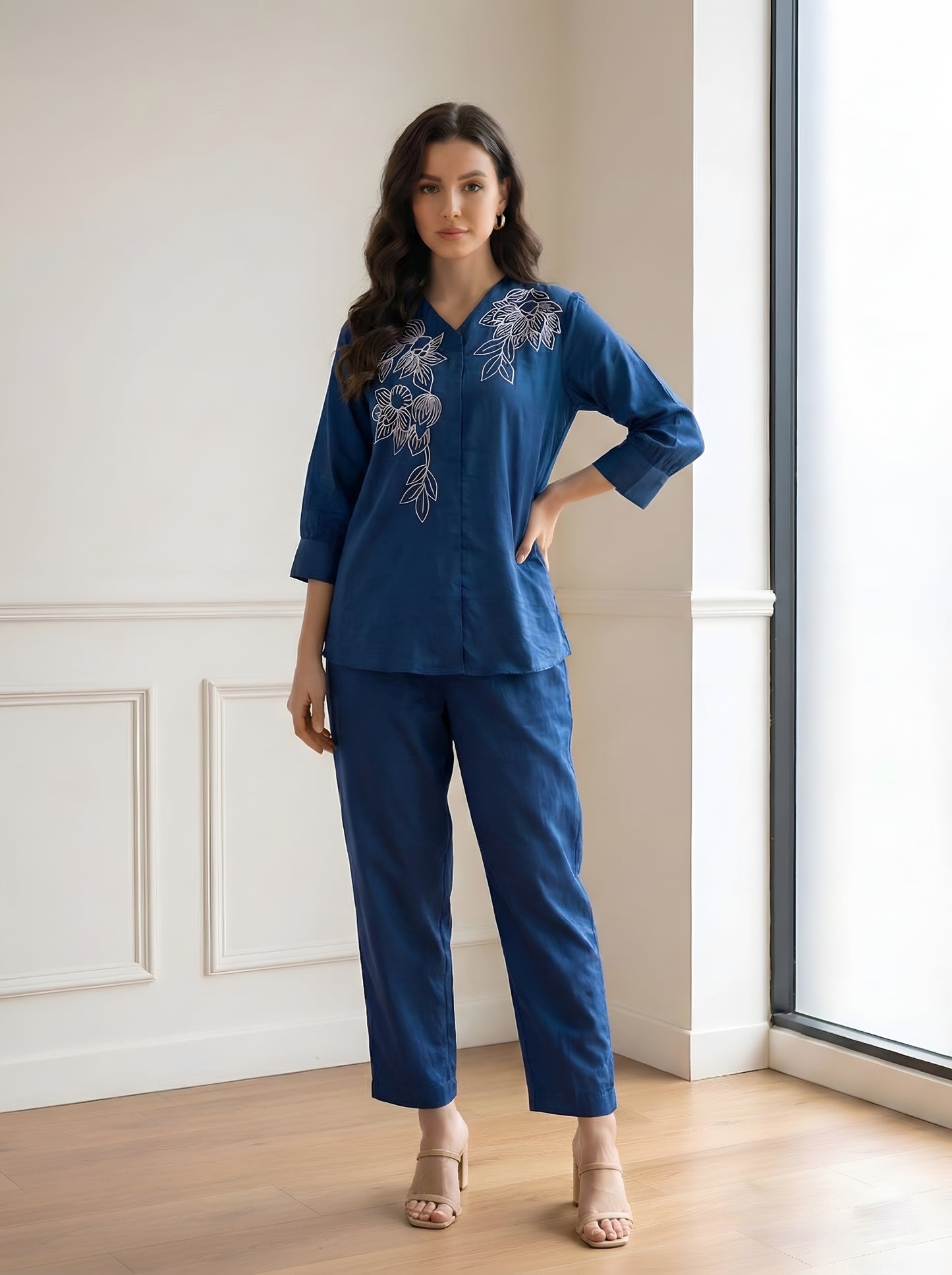 BLUE TEXTURED EMBROIDED CORDSET
