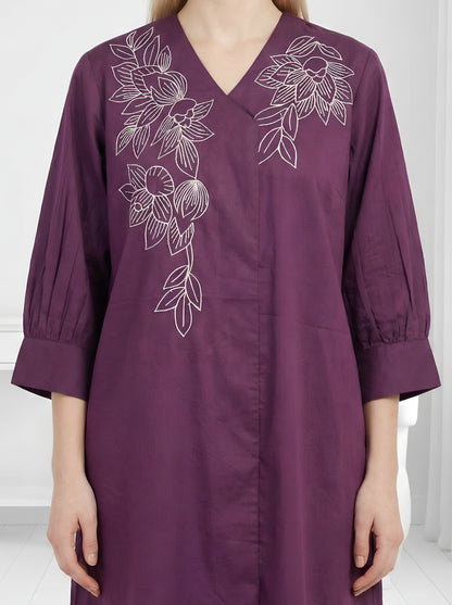 WINE TEXTURED EMBROIDED CORDSET